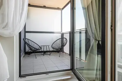Balkon lub taras w obiekcie RentPlanet - Apartament Rodziewiczówny