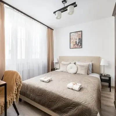 Riverside Retreat by Vistula 2BR & separate living room & balcony in the Center