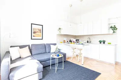 Kuchnia lub aneks kuchenny w obiekcie SuperApart Jana Pawła II Apt 63 - Blisko Hala Mirowska