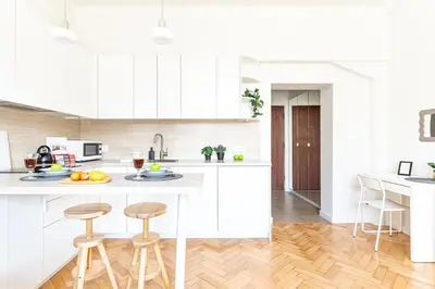 Kuchnia lub aneks kuchenny w obiekcie SuperApart Jana Pawła II Apt 63 - Blisko Hala Mirowska