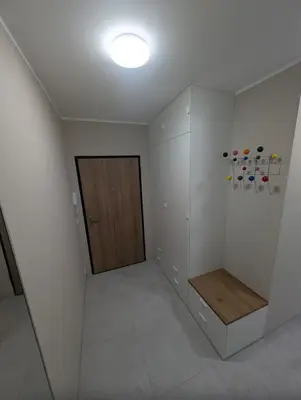 Plan piętra w obiekcie Przystanek Międzylesie Dwupokojowy Apartament z osobną Kuchnią Garażem Self Check-in Blisko CZD