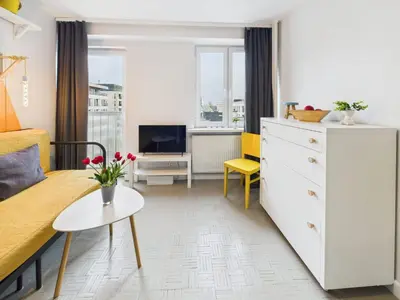 Część wypoczynkowa w obiekcie Intimate Studio Close to PGE Narodowy by Noclegi Renters
