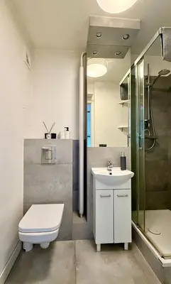 Łazienka w obiekcie Cosy Stay Solidarności Avenue Apartment