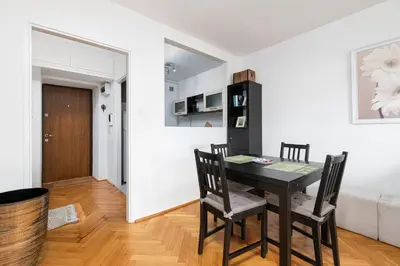 Kuchnia lub aneks kuchenny w obiekcie RentPlanet - Apartament Smolna