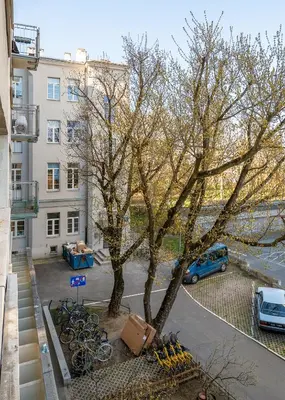 Budynek, w którym mieści się apartament