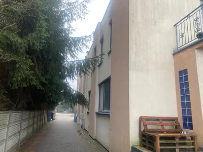 Budynek, w którym mieści się apartament