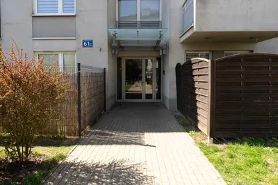 Budynek, w którym mieści się apartament
