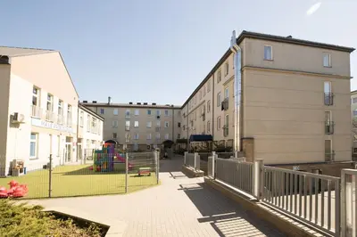 Budynek, w którym mieści się apartament