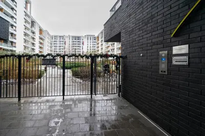 Budynek, w którym mieści się apartament