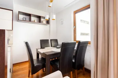 Plan piętra w obiekcie Metro Wilanowska Cosy Apartment by BookingHost