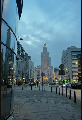 Widok na miasto Warszawa z tego apartamentu