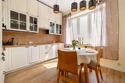 Kuchnia lub aneks kuchenny w obiekcie Luxury Apartment on Zlota Street