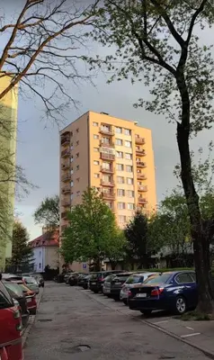 Budynek, w którym mieści się apartament