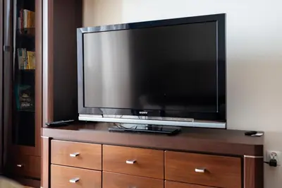Telewizja i/lub zestaw kina domowego w obiekcie Homey Comfort Stay Apartment by BookingHost