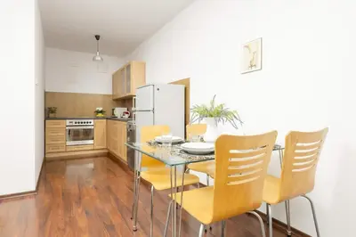 Kuchnia lub aneks kuchenny w obiekcie Beautiful City Apartment by Noclegi Renters