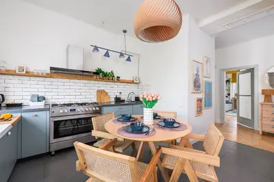 Kuchnia lub aneks kuchenny w obiekcie P&O Apartments Marszalkowska - Plac Zbawiciela