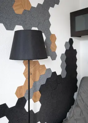Telewizja i/lub zestaw kina domowego w obiekcie RentPlanet - Apartament przy Parku Mirowskim