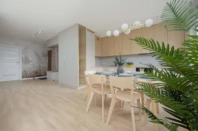 Kuchnia lub aneks kuchenny w obiekcie Spacious Apartment with Parking on Grochów by Noclegi Renters
