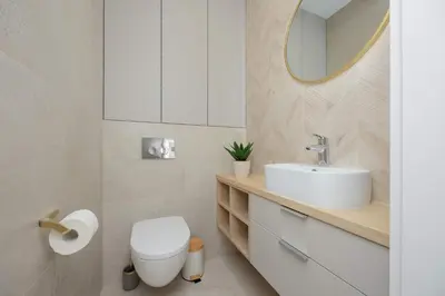 Łazienka w obiekcie Spacious Apartment with Parking on Grochów by Noclegi Renters