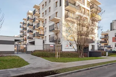 Budynek, w którym mieści się apartament