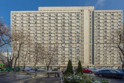 Budynek, w którym mieści się apartament
