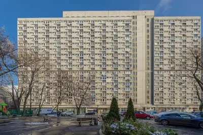 Budynek, w którym mieści się apartament