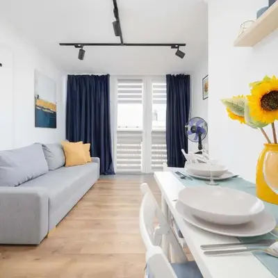 City Center Affordable & Cozy Studio Apartments by Noclegi Renters