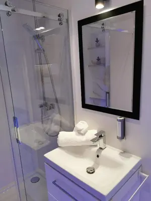 Łazienka w obiekcie Varsovia Lux Suite