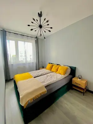 Łóżko lub łóżka w pokoju w obiekcie Sky Line Boarding Stay 6 Persons 24 7 Check In
