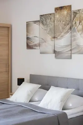 Łóżko lub łóżka w pokoju w obiekcie Śmiała Comfy Apartment Pet-friendly by Noclegi Renters