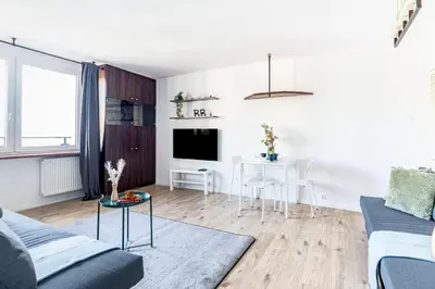 Telewizja i/lub zestaw kina domowego w obiekcie Igańska Apt 65 SuperApart - Blisko Stadionu Narodowego