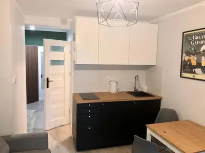Kuchnia lub aneks kuchenny w obiekcie Close-Central Warsaw Apartment - Great Location - City Center - #O5