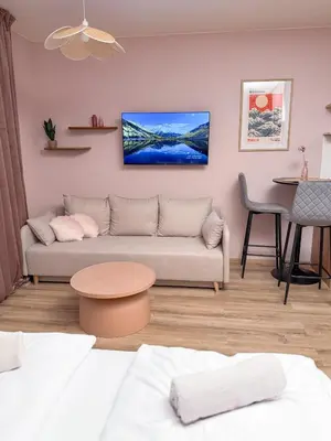 Część wypoczynkowa w obiekcie Pink Studio with balcony - self check-in