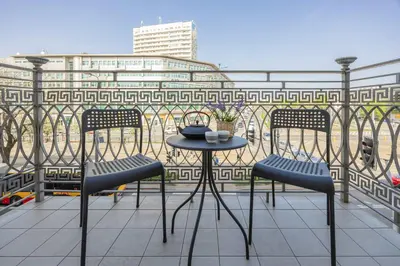 Balkon lub taras w obiekcie Targowa Bright Studio Close to PGE by Noclegi Renters