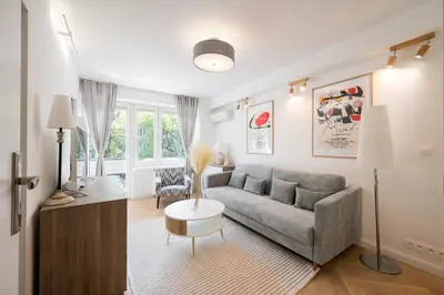 Część wypoczynkowa w obiekcie Hoża 40 Boutique City Apartment by BookingHost