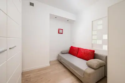 Część wypoczynkowa w obiekcie Włochy Fasolowa 2-Bedroom Apartment by BookingHost