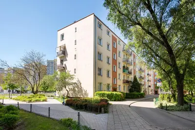 Budynek, w którym mieści się apartament