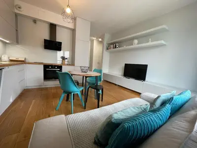 Kuchnia lub aneks kuchenny w obiekcie Cybernetyki Prime Apartment