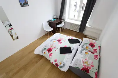 Łóżko lub łóżka w pokoju w obiekcie Fantastic-Inn Warszawa - KP69