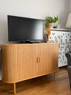 Telewizja i/lub zestaw kina domowego w obiekcie Living Point Mokotów