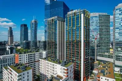 Widok na miasto Warszawa z tego apartamentu
