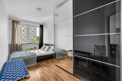 Telewizja i/lub zestaw kina domowego w obiekcie Powiśle Apt - 8th Floor, Balcony - by Rentujemy