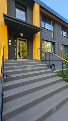 Budynek, w którym mieści się apartament