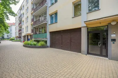 Budynek, w którym mieści się apartament