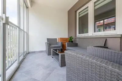 Balkon lub taras w obiekcie RentPlanet - Apartament Ulrychów