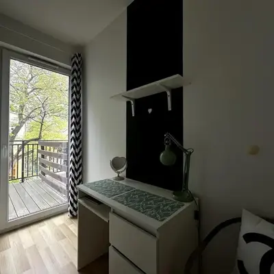 Mobile Room for Summer
