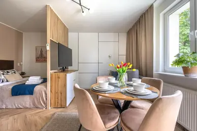 Telewizja i/lub zestaw kina domowego w obiekcie City Center Sliska 60
