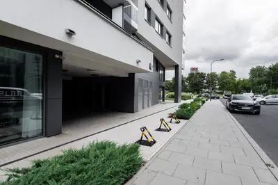 Budynek, w którym mieści się apartament