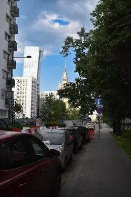 Widok na miasto Warszawa z tego apartamentu