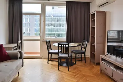 Część wypoczynkowa w obiekcie Central View Marszałkowska by VAYA STAYS